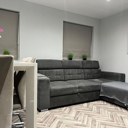 Broadway Retreat With Free Parking Appartement Herne Bay Buitenkant foto